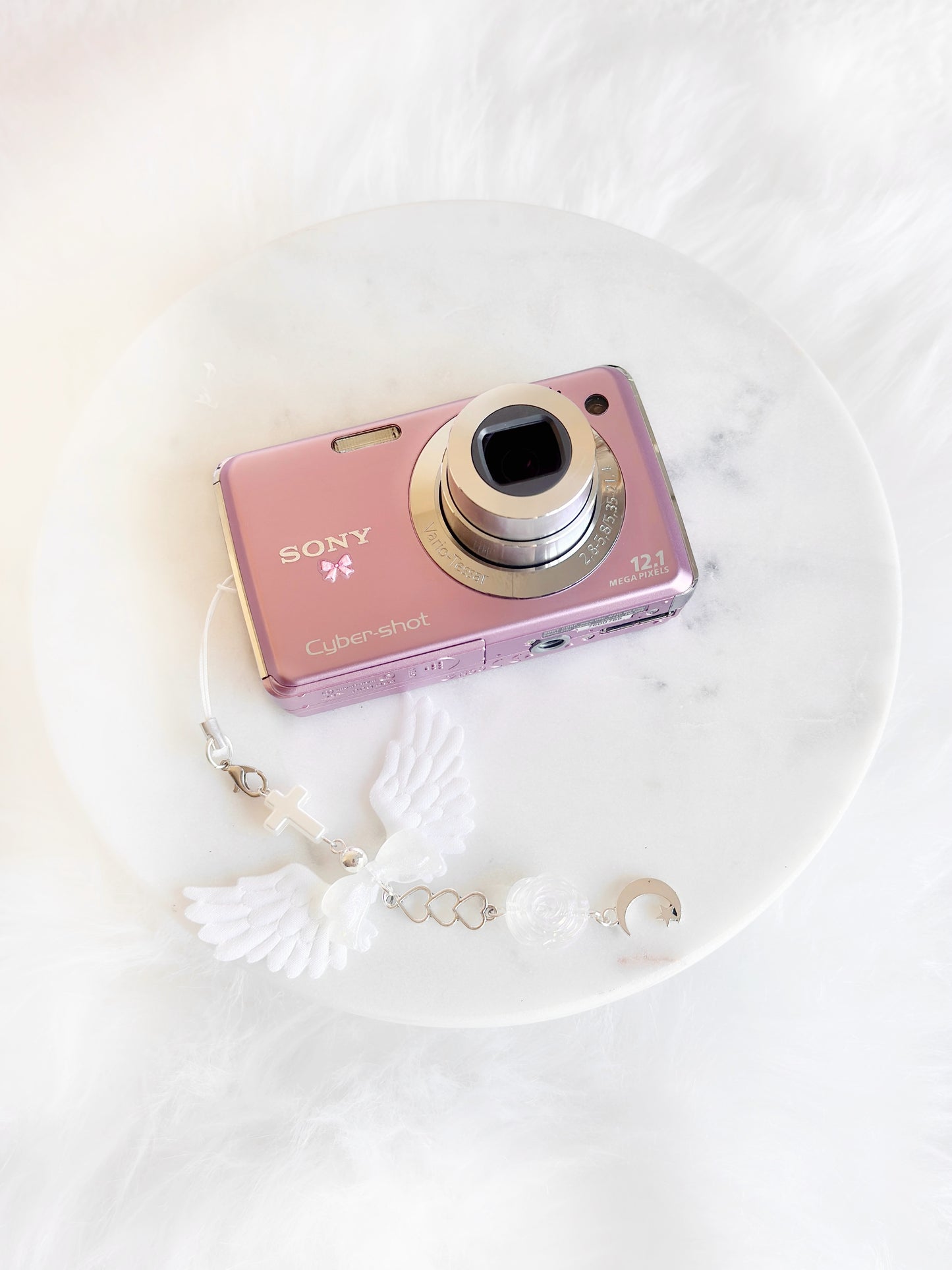 𝓢𝓸𝓷𝔂 𝓒𝔂𝓫𝓮𝓻𝓼𝓱𝓸𝓽 𝓓𝓢𝓒-𝓦210